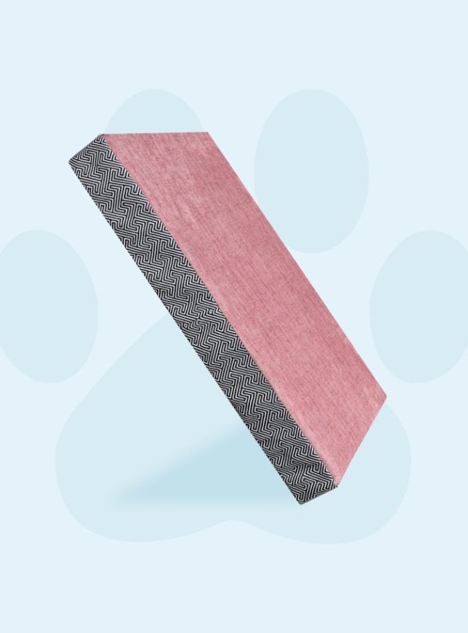 Cama Rectangular para Mascotas - Diseño Geométrico Blanco y Negro con Superficie Rosada y Espuma ZENSA®