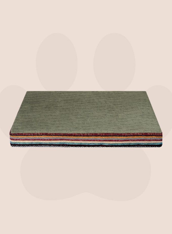 Cama Ortopédica para Mascotas – Diseño Precolombino con Superficie Verde Mate y Espuma ZENSA®
